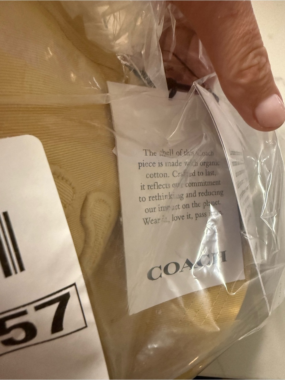 ✨ NIB Coach Women’s Baseball Cap- Vanilla - Picture 11 of 15